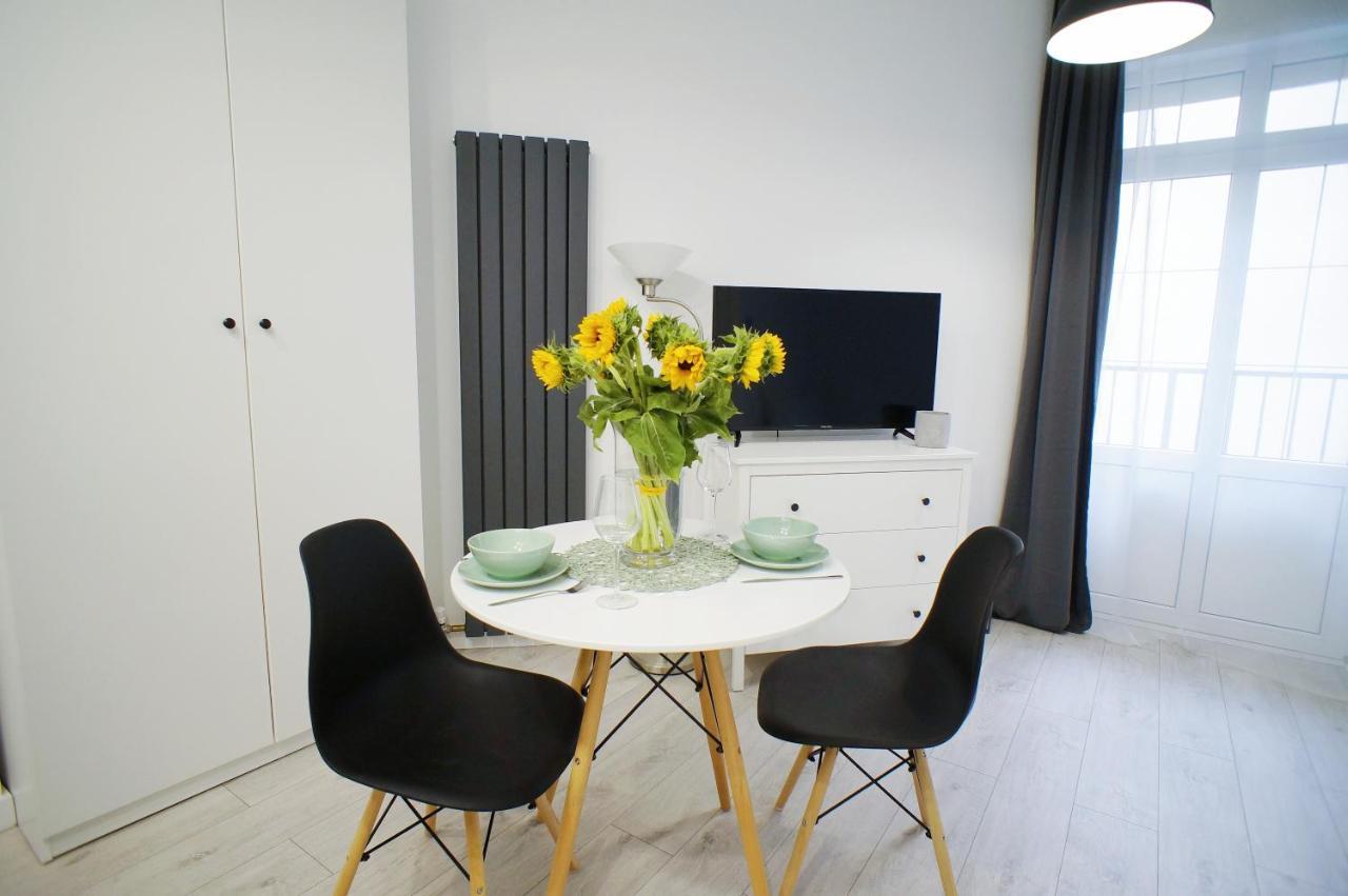 Modern Apartment In The City Center Katowice Exteriör bild