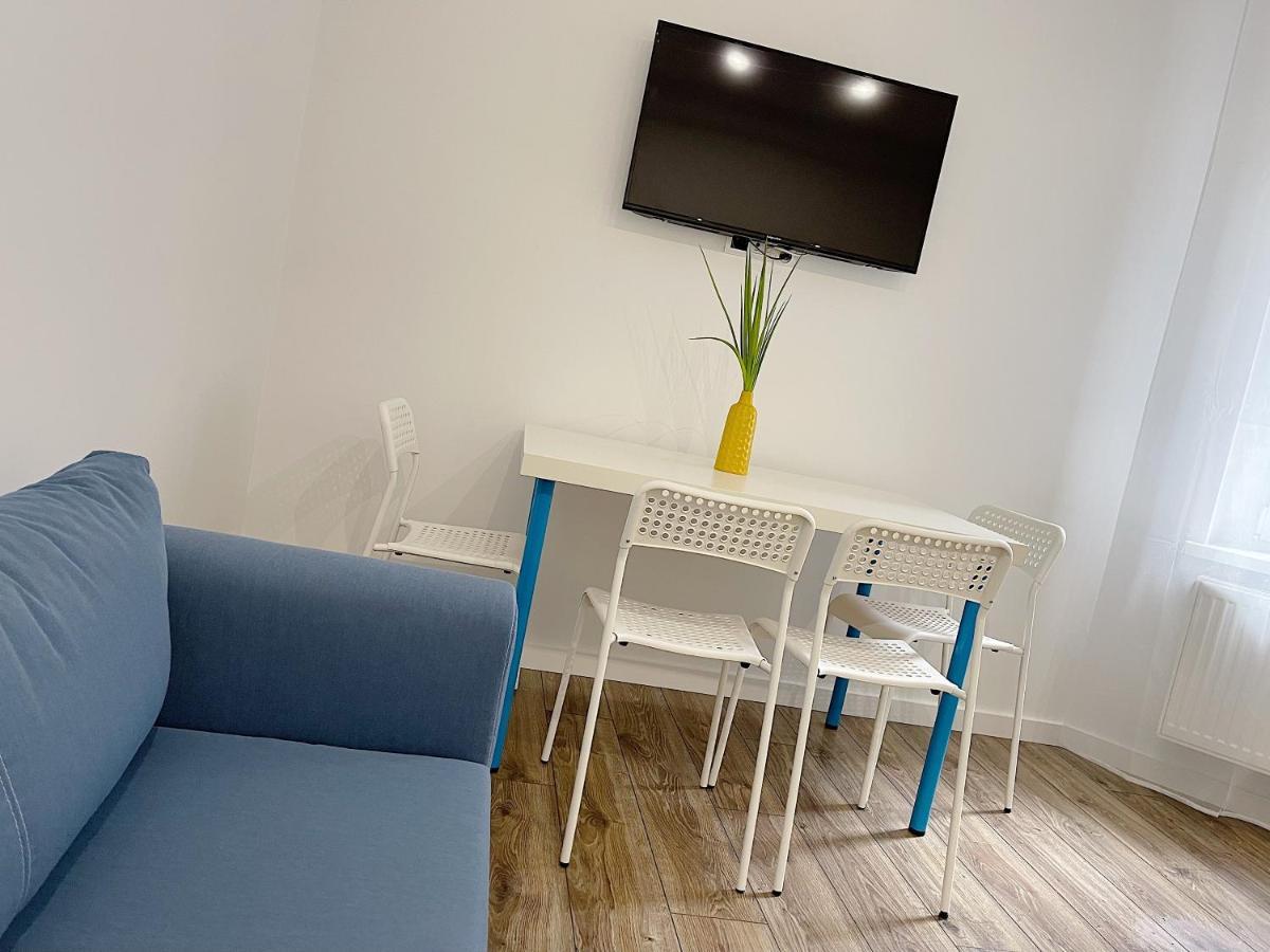 Modern Apartment In The City Center Katowice Exteriör bild